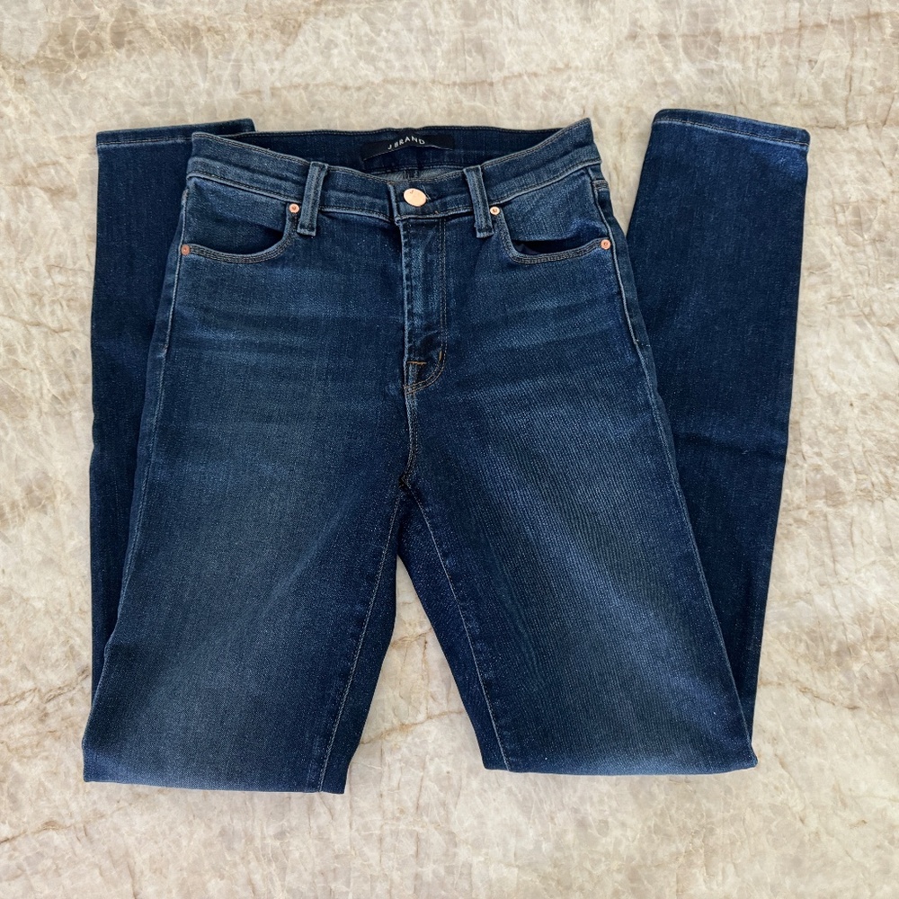 J Brand Maria High Rise Jean Size 25 in Fleeting